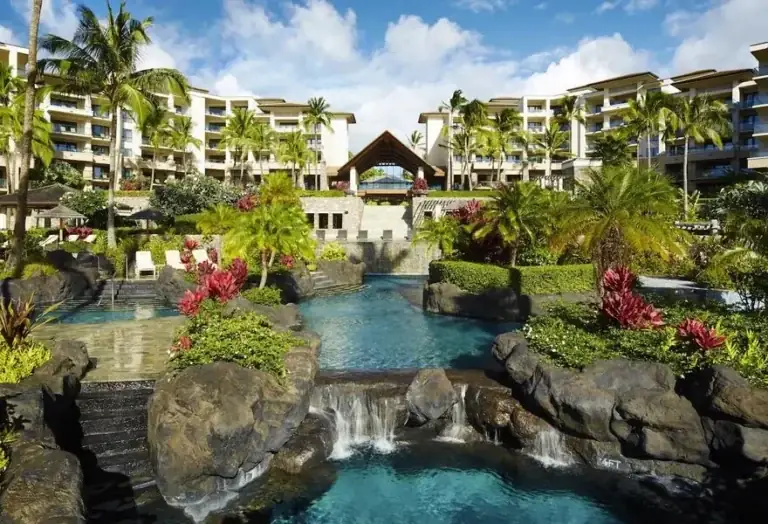 Top Hospitality Retreats in America: Definitive Sector Analysis